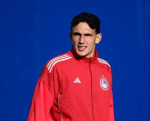 Η ενδεκάδα του Ολυμπιακού κόντρα στην Ελλάς Σύρου