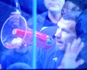 Απολογήθηκε μέσω... ντουντούκας στους οπαδούς της Φιορεντίνα ο Τζέκο