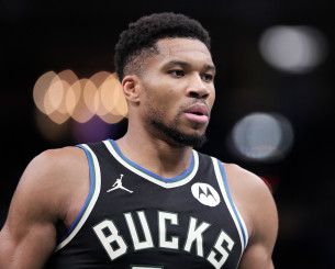 Οι boomakers πιάνουν δουλειά: Οι τέσσερις ομάδες με τις περισσότερες πιθανότητες να αποκτήσουν τον Αντετοκούνμπο