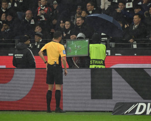 Η μεγάλη αλλαγή που εξετάζει η FIFA στο VAR