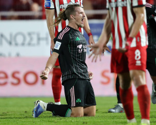 Ο... Ζλάταν Γεντβάι βγήκε απ’ το «ψυγείο» για να υπενθυμίσει σε όλους τι ήταν