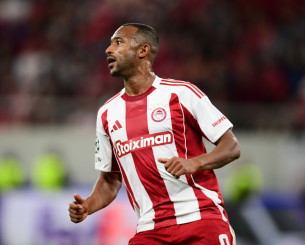 Ο Ελ Κααμπί έπιασε στη πρώτη θέση τον Βαζέχα με 28 αγώνες λιγότερους - Ποιους 2 Ελληνες κυνηγάει