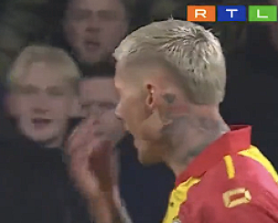 Έξαλλοι στην Ολλανδία με την χειρονομία παίκτη της Γκόου Αχέντ Ίγκλς - «Αυτό είναι μπούλινγκ» (video)