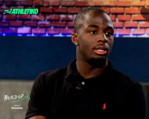 Build Up: Η συγκλονιστική εξομολόγηση του Τεττέη για τον ρατσισμό - «Στο λεωφορείο καθόμουν δίπλα σε κάποιον και εκείνος σηκωνόταν να φύγει»