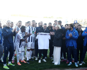 Η ξεχωριστή κίνηση της ΠΑΕ Ηρακλής στον Βίγκνεβιτς για τον θάνατο του εγγονιού του (photos)