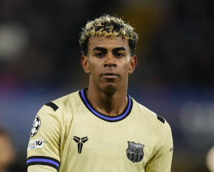 Η λεπτομέρεια που κανείς δεν πρόσεξε στη φανέλα της Μπαρτσελόνα - Πώς συνδέεται με τον Κόμπι Μπράιαντ