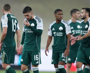 Αποδοκιμασίες και ένα σύνθημα... υπενθύμιση από τον κόσμο του Παναθηναϊκού μετά την ισοπαλία στο ΟΑΚΑ