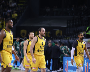 Δεν κρατάει τίποτα και πρέπει να ξεχάσει αυτό το παιχνίδι... χθες