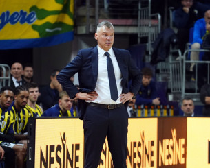 Γιασικεβίτσιους για διαιτησία: «Προτιμώ να ξοδέψω τα λεφτά μου σε δώρα για τα Χριστούγεννα»