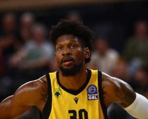 «Μέσα» Σίλβα και Αρμς στην ΑΕΚ, ντεμπούτο για Κλαβέλ κόντρα στον Παναθηναϊκό