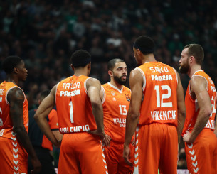 Plays υπολογισμένα με ακρίβεια εκατοστού: Ο Μαρτίνεθ στο T-Center χρησιμοποίησε 11 παίκτες και σκόραραν όλοι