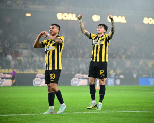 Η ΑΕΚ εκθέτει κόσμο και κοσμάκη