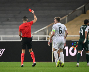 Η φάση της αποβολής του Γιεμέλκα στο Παναθηναϊκός - Βικτόρια Πλζεν (video)