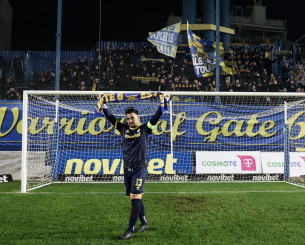 Συγκινητικό αντίο (;) του Τσάβες στους οπαδούς του Παναιτωλικού: «Ευχαριστώ για την αγάπη σας»