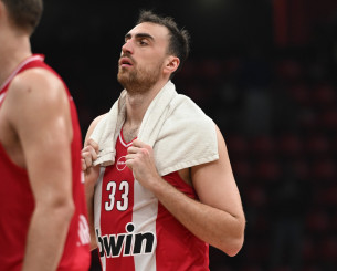 Μιλουτίνοφ: «Παίξαμε άθλια στην τελευταία περίοδο»