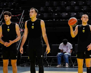 Ποιοι είναι οι Χάρης Μπιλιώνης και Βασίλης Ιωάννου που βρέθηκαν στη 12άδα της ΑΕΚ κόντρα στον Ολυμπιακό