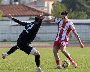 Ο Ολυμπιακός Β με πρωταγωνιστή τον Ζουγλή επικράτησε άνετα του Αιγάλεω και ελπίζει βάσιμα στα πλέι οφ