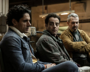 Η πρεμιέρα της σειράς «Ριφιφί» είχε και ποδόσφαιρο - Στο επίκεντρο το Ολυμπιακός-ΠΑΟΚ (photo)