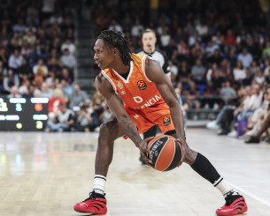 Ο Μπράνκου Μπαντιό στο Athletiko: «Σπουδαία ομάδα ο Παναθηναϊκός, ομαδική υπόθεση το μαρκάρισμα του Ναν»