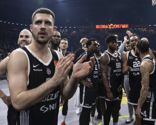 Γέλια από Πάρκερ και Ουάσινγκτον με τις γιούχες του κόσμου - Ο Μαρίνκοβιτς τους την «είπε» (video)