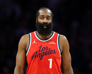 Ο Χάρντεν μπήκε στην κορυφαία δεκάδα σκόρερ του NBA