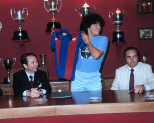 Πουλήθηκε με ποσό - ρεκόρ η φανέλα Μαραντόνα από τον τελικό του '84