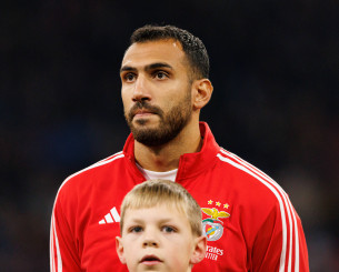 Η ατάκα του Μουρίνιο και η εξήγηση γιατί δεν ξεκίνησε ο Παυλίδης βασικός κόντρα στη Νάπολι