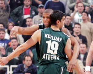 H Φενέρμπαχτσε θα αποσύρει τη φανέλα του Κουτλουάι πριν το ματς με τον Παναθηναϊκό (video)