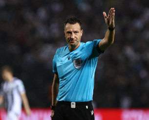 Ο Γερμανός Γιαμπλόνσκι ορίστηκε στο Άρης - Ολυμπιακός