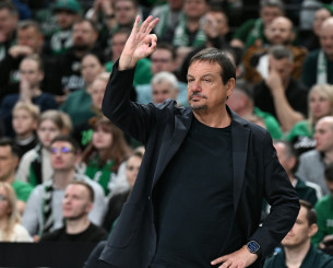 Αταμάν στους παίκτες: «Δεν είναι εύκολο να είσαι 15 πόντους πίσω σε αυτή την έδρα και να αλλάζεις το παιχνίδι» (video)