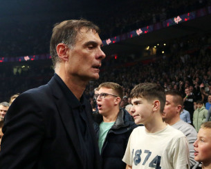 Η παρεξήγηση του Μπαρτζώκα με τον Ταϊρίκ Τζόουνς και η εξήγηση