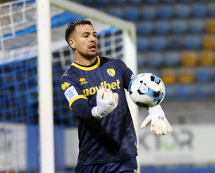 Στην Αθήνα για τον Παναθηναϊκό ο Τσάβες - Περνάει εξετάσεις, πότε ανακοινώνεται