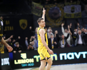 Ο captain Φλιώνης φώναξε «παρών» όποτε η ΑΕΚ ήθελε το κάτι παραπάνω