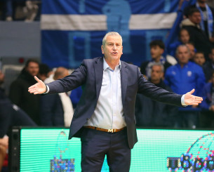 Παραιτήθηκε σε live μετάδοση ο Ηλίας Ζούρος μετά τη βαριά ήττα του Πανιωνίου από τον Ηρακλή! (video)