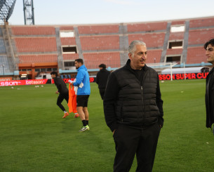 Παρών ο Μπούσης στην τελευταία προπόνηση του ΟΦΗ πριν το Super Cup (video)