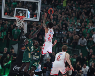 Το καθοριστικό καλάθι του Ντόρσεϊ στο φινάλε του ντέρμπι (video)