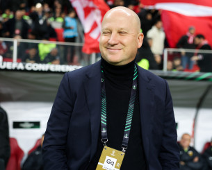 Αποθέωση για Νίκολιτς: «Αξίζει να πανηγυρίσει τον Μάιο το τρόπαιο με την ΑΕΚ»