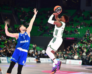 Ο Παναθηναϊκός φιλοξενεί στο ΟΑΚΑ μια παρέα παιδιών από φορείς προστασίας ανηλίκων