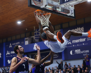 Καταιγιστικός Ηρακλής στο ημίχρονο κόντρα στον Πανιώνιο που έχει σκοράρει μόλις 22 πόντους!