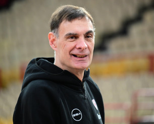 Μπαρτζώκας: «Με τον Τζόουνς συμπληρώνουμε το παζλ που είχαμε συμφωνήσει με τους προέδρους»