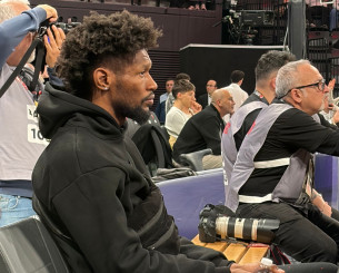 Ο Κρις Σίλβα παρακολουθεί διά ζώσης το ματς πρωταθλήματος της Φενέρμπαχτσε