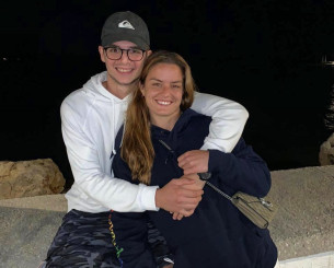 Μητσοτάκης και Σάκκαρη παντρεύονται το 2027 σύμφωνα με τον Πρωθυπουργό (video)