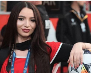 Σοκάρει ο θάνατος 27χρονης δημοσιογράφου - Πήδηξε από τον 7ο όροφο μετά από ένα αινιγματικό τελευταίο μήνυμα