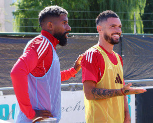 Ροντινέι για Καμπελά: «Μέγιστος σεβασμός για σένα - Είσαι κομμάτι της οικογένειας του Ολυμπιακού» (photo)