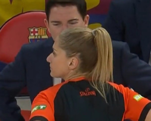 Χάος στη Βαρκελώνη: Ο Πασκουάλ τα... έβαλε με την Τσαρούχα κι αποβλήθηκε (video)