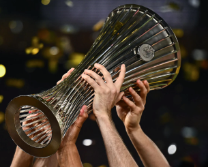 Η ΑΕΚ θα «σηκώσει» το Conference League και η Elabet έχει την κορυφαία απόδοση της αγοράς