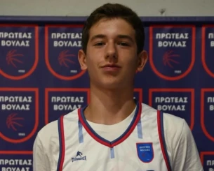 Στα βήματα του Αντώνη Φώτση ο γιος του: Σημείωσε τους πρώτους του πόντους στην Elite League (video)