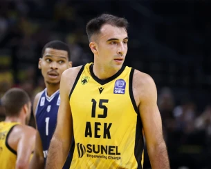 Εκτός προπόνησης Κατσίβελης και Πετσάρσκι στην ΑΕΚ