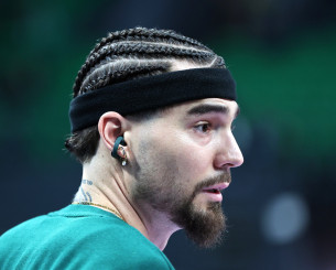 Ο Χουάντσο πήγε στο γήπεδο με μία μαύρη Ferrari - Ποιο μοντέλο είναι, πόσο κοστίζει (video)