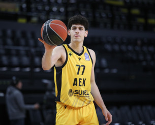 Το «τρελό» Σαββατοκύριακο του Χάρη Μπιλιώνη: Ντεμπούτο με την ανδρική ΑΕΚ και 3 αγώνες σε 2 μέρες!
